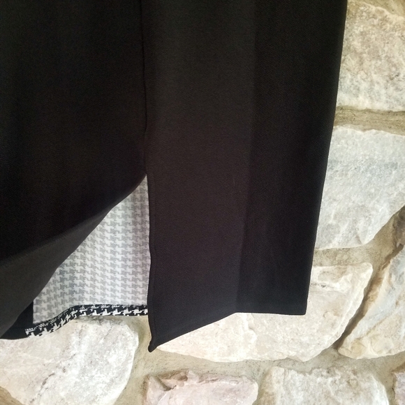 Shein Houndstooth pencil skirt - Picture 9 of 9